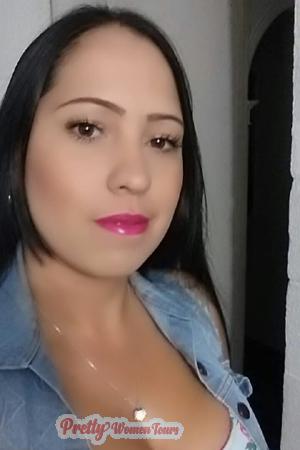 167047 - Yecenia Age: 43 - Colombia