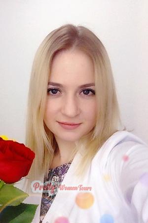 173147 - Ksenia Age: 34 - Kazakhstan