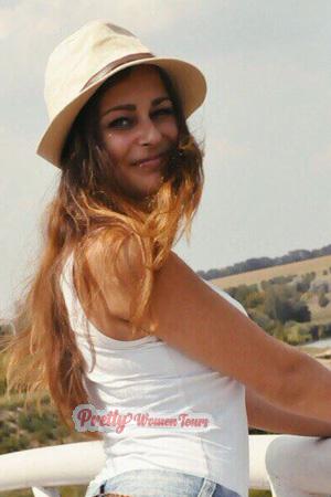 175808 - Julia Age: 27 - Ukraine