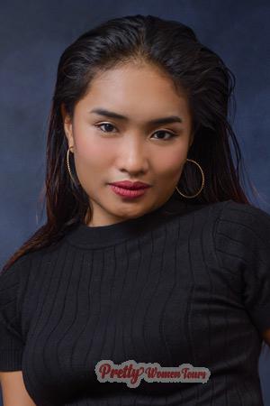 208623 - Ivy Kim Age: 20 - Philippines