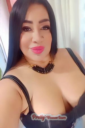 211375 - Olivia Age: 43 - Colombia