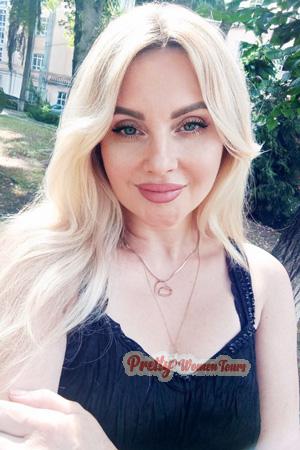 223177 - Lana Age: 54 - Ukraine