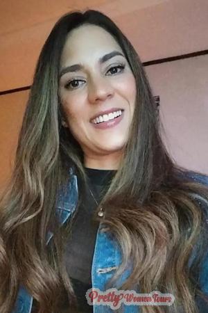 223221 - Maria Fernanda Age: 29 - Costa Rica