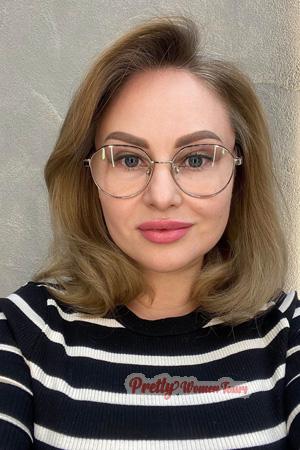 224213 - Natalya Age: 48 - Ukraine