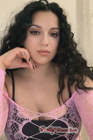 225417 - Alona Age: 26 - Ukraine