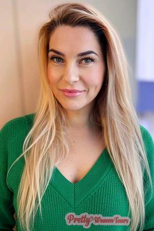 225973 - Svitlana Age: 48 - Ukraine