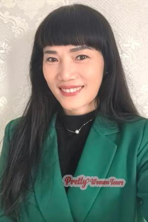 226203 - Xiaolan Age: 56 - China