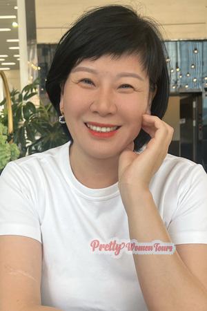 226278 - Hongyan Age: 44 - China