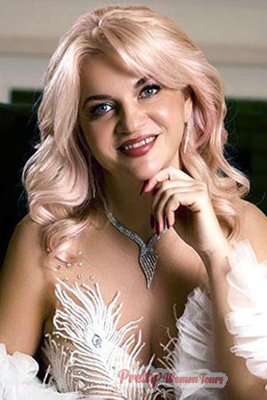 227250 - Eleonora Age: 43 - Ukraine