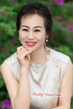 227718 - Chloe Age: 47 - China