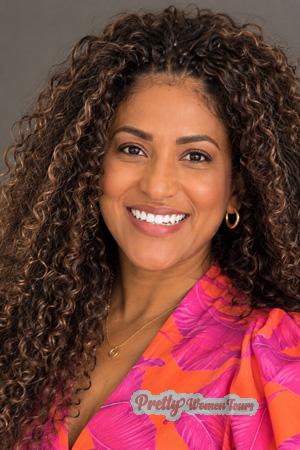 229255 - Maryorie Age: 44 - Colombia