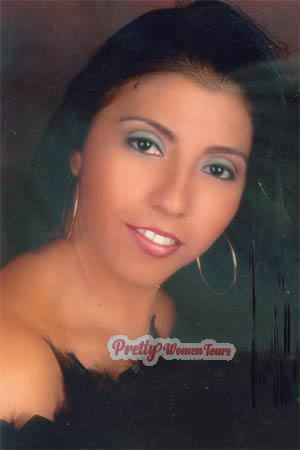 82311 - Liliana Esther Age: 40 - Colombia