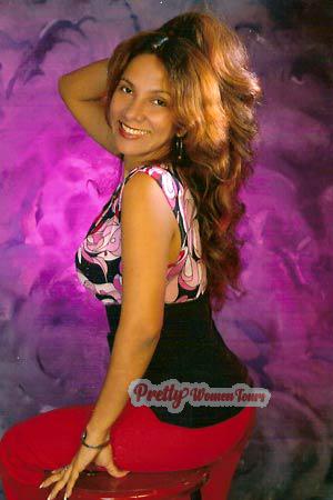 89397 - Mariana Age: 39 - Colombia